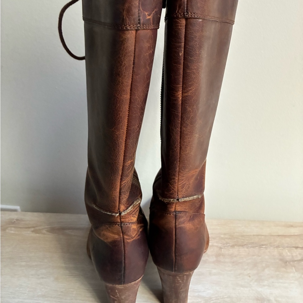 Woman's Frye Villager Lace Boot Tall Heeled Size 8-8.5 Brown Distressed - Picture 5 of 9